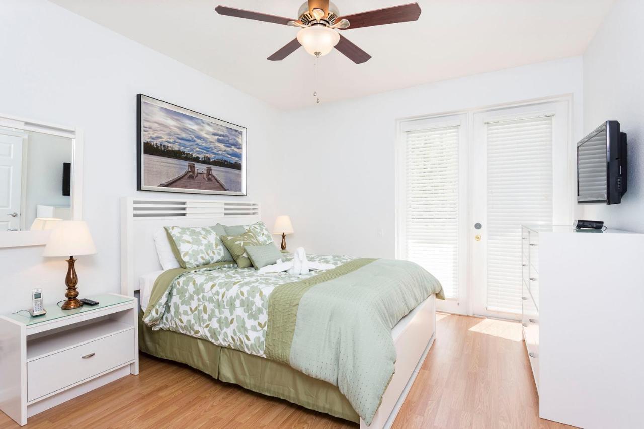 Сasa de vacaciones 3br 4 Bath Large 5min Conv Center 1732ft Orlando