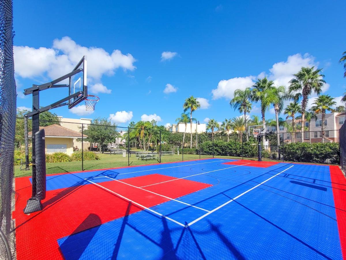 3br 4 Bath Large 5min Conv Center 1732ft Сasa de vacaciones